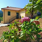 A Casa Do Porto Cerca De Cedeira Y De La Playa De Pantín *