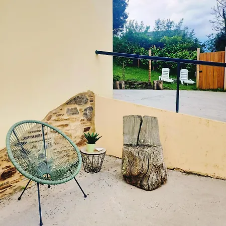 펜션 A Casa Do Porto Cerca De Cedeira Y De La Playa De Pantin 발도비노