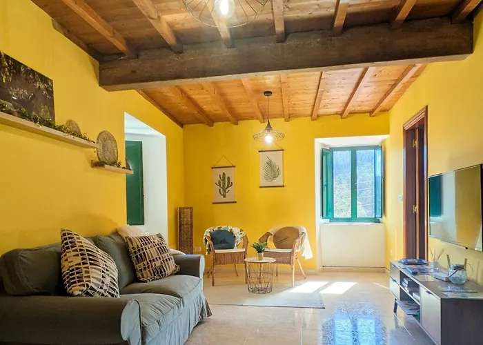 別荘 A Casa Do Porto Cerca De Cedeira Y De La Playa De Pantin